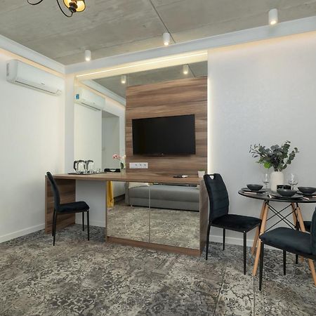 Modern & Comfy Apartment Rakowicka 6 Cracow By Renters Cracovie Extérieur photo
